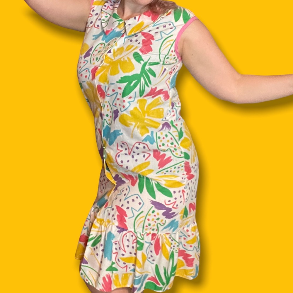 Vintage bright retro groovy funky house dress snap front collar size medium